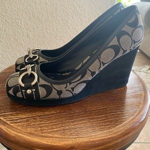 Coach Issy Gray Canvas/Suede Wedge Pumps Horsebit